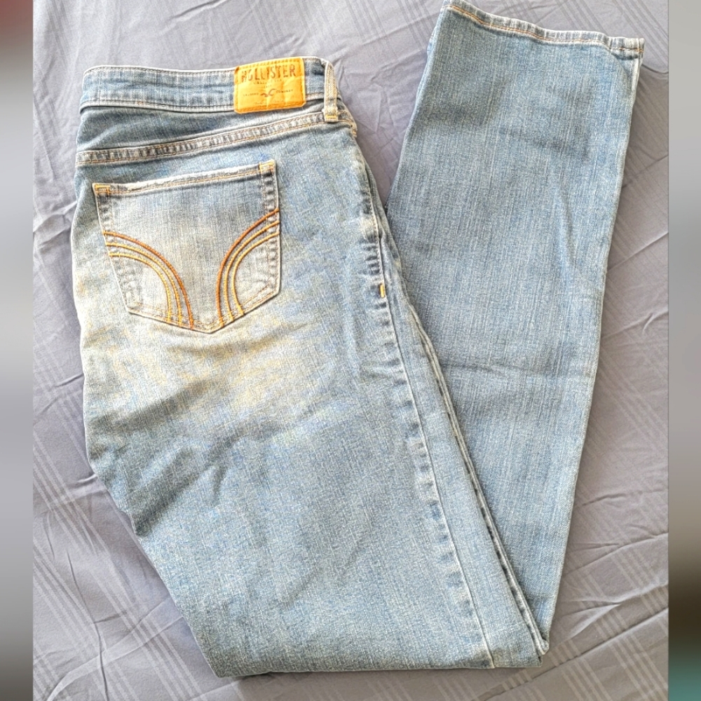 Hollister jeans